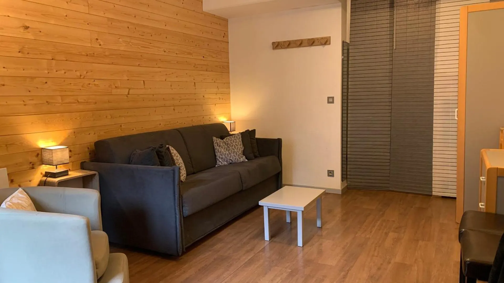 Studio 4 Pers Avec Balcon Et Wifi Au Centre De Brides-Les-Bains, Proche Thermes Et Remontees Mecaniques - Fr-1-512-278 0*, Brides-les-Bains France